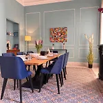 Private Rooms In Authentic Apartment In Old Town Of Tunis, Near Medina